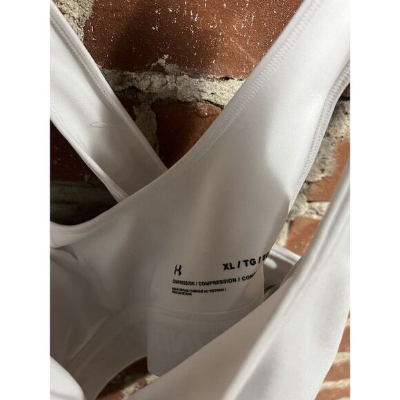 Under Armour Womens White Sports Bra Size XL - Picture 3 of 4